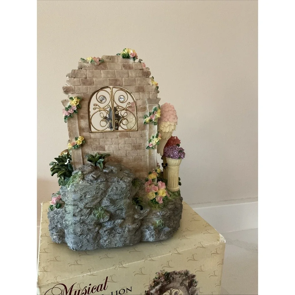 Classic Treasures Musical Angel Lion Lamb Water Fountain Everything is Beautiful
